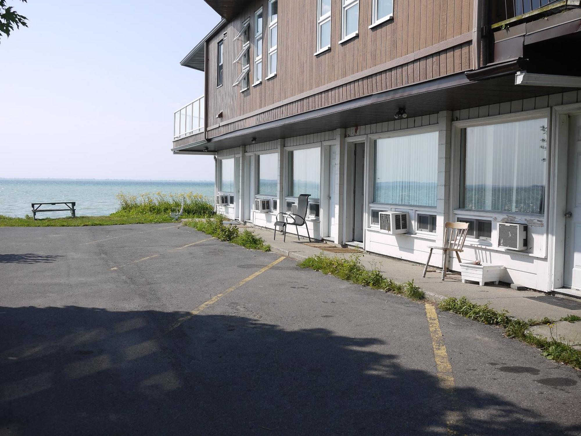 Saint-Zotique Motel Rive Du Lac מראה חיצוני תמונה