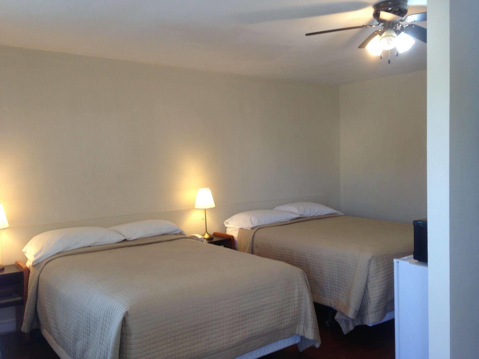 Saint-Zotique Motel Rive Du Lac מראה חיצוני תמונה